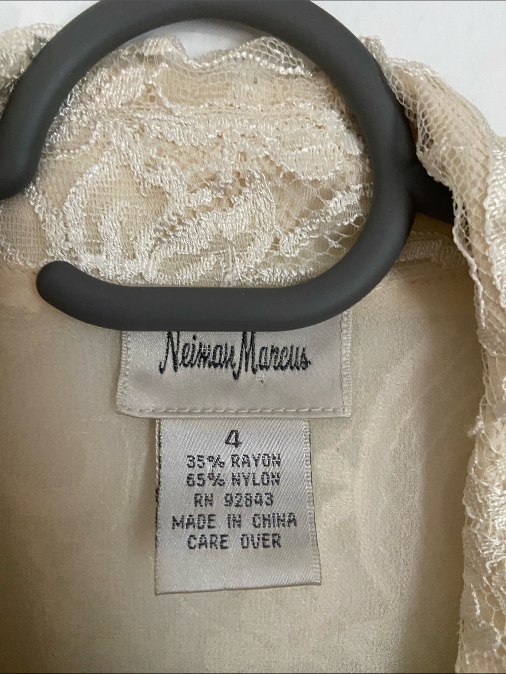 Vintage Lace Button-Front Short Sleeve Top - Cream - Picture 4 of 8